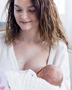 Allattamento al seno e contatto pelle a pelle come metodi per ridurre il dolore nel neonato